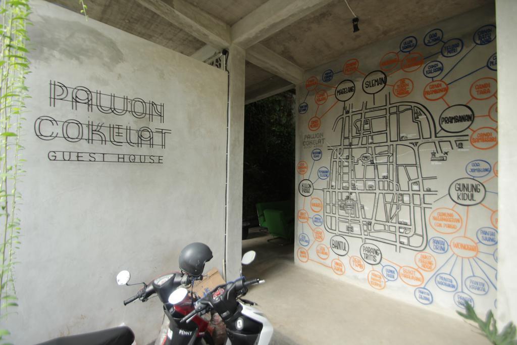 Pawon Cokelat Guesthouse Yogyakarta Ngoại thất bức ảnh