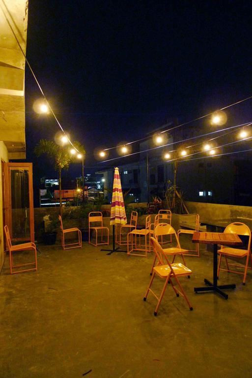 Pawon Cokelat Guesthouse Yogyakarta Ngoại thất bức ảnh