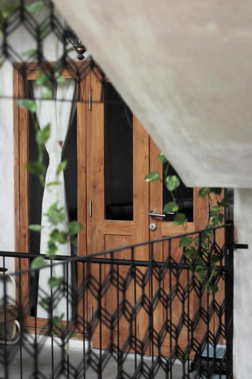 Pawon Cokelat Guesthouse Yogyakarta Ngoại thất bức ảnh