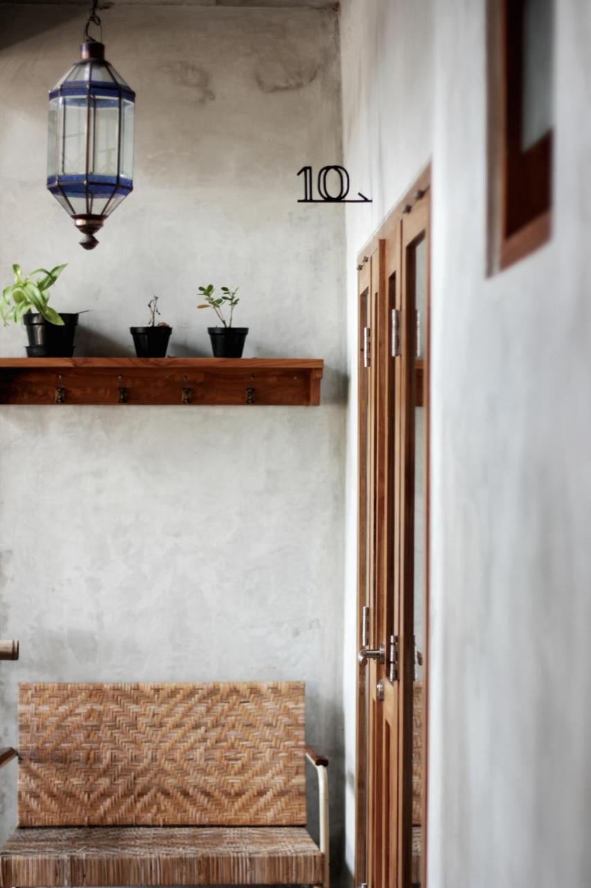 Pawon Cokelat Guesthouse Yogyakarta Ngoại thất bức ảnh